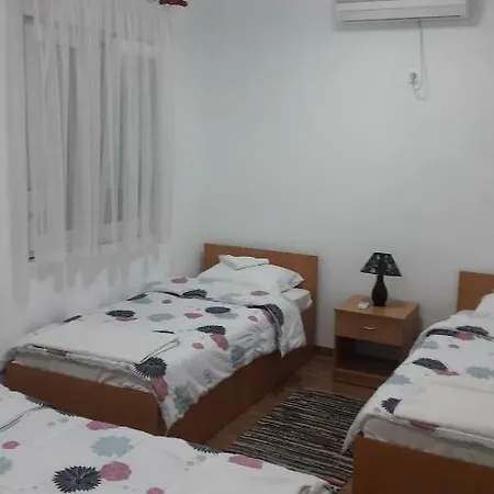 Hercegovina Hostel *