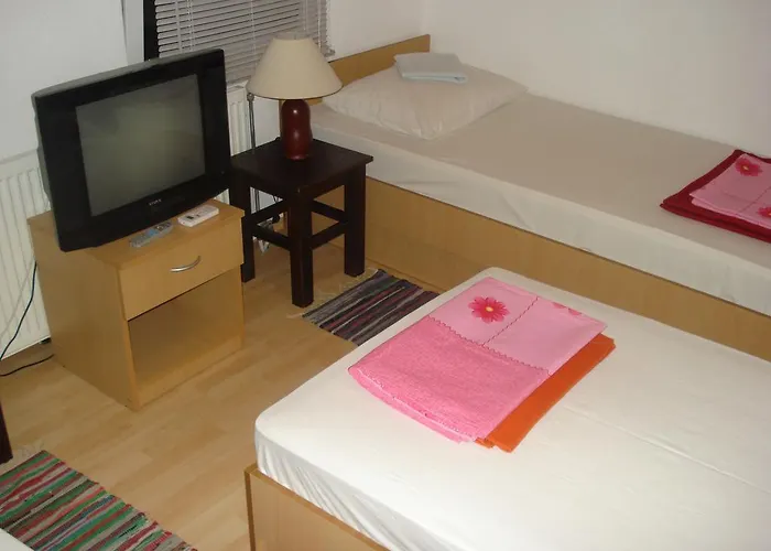 旅馆 Hercegovina *